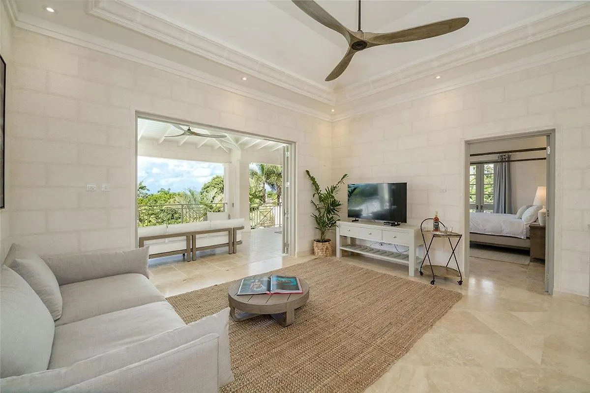 One Westland Heights Villa Saint James